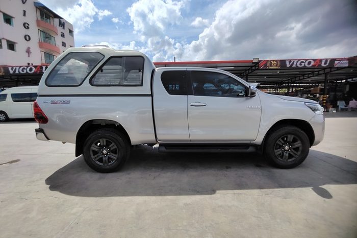 REVO PRE 2022 2.4 MID AT SAMRT CAB SILVER  9467 full