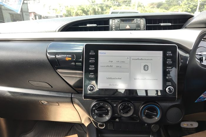 REVO PRE 2022 2.4 MID AT SAMRT CAB SILVER  9467 full