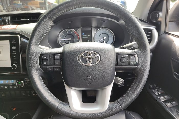 REVO 4WD 2021 2.8 HIGHT AT DOUBLE CAB SILVER  2915 full