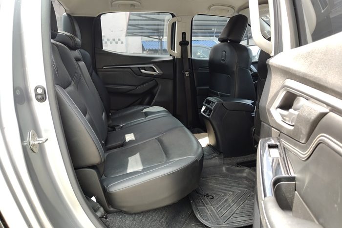 ISUZU 4WD 2020 3.0 MT DOUBLE CAB SILVER  5512 full