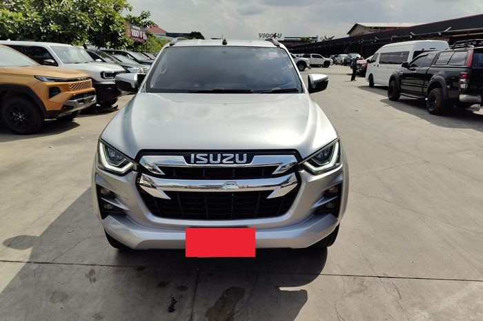 ISUZU 4WD 2021 3.0 MT DOUBLE CAB SILVER  7371 full