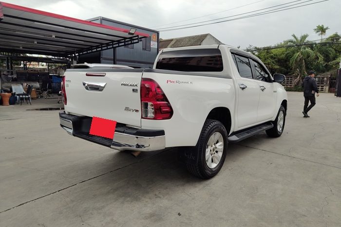 REVO PRE 2018 2.4E AT DOUBLE CAB WHITE 7649 full