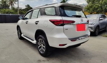 TOYOTA 2WD 2017 2.4V AT FORTUNER WHITE  7114 full