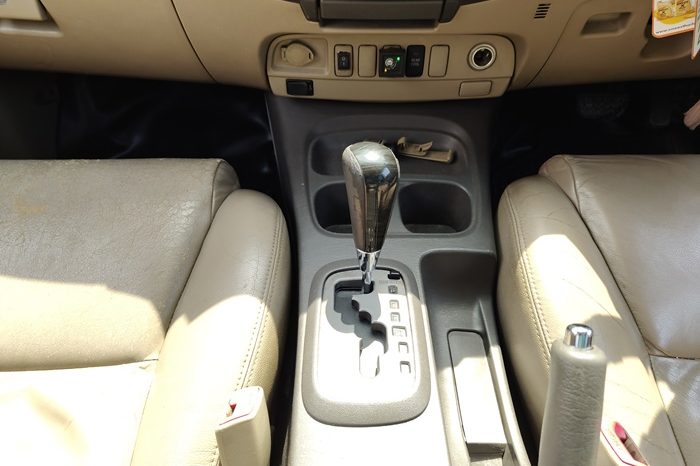 TOYOTA 2WD 2014 2.7V AT FORTUNER RED  420 full