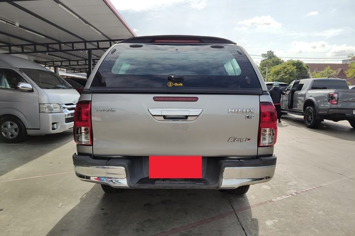 REVO PRE 2017 2.4E AT DOUBLE CAB SILVER 7300 full