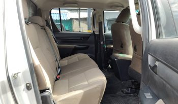 REVO PRE 2017 2.4E AT DOUBLE CAB SILVER 7300 full