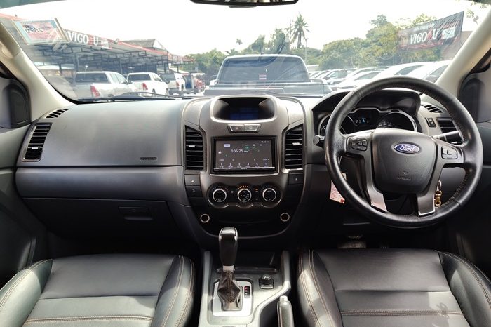 FORD 4WD 2015 3.2 AT DOUBLE CAB WHITE  8987 full
