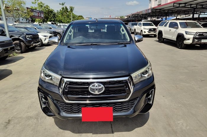 REVO PRE 2018 2.4E AT DOUBLE CAB BLACK  1556 full