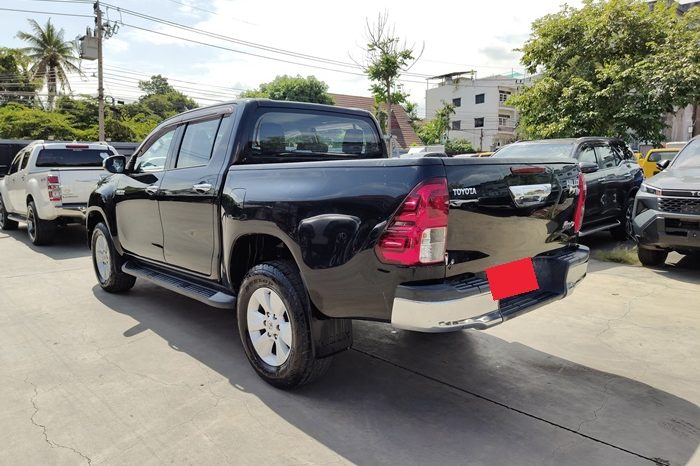 REVO PRE 2018 2.4E AT DOUBLE CAB BLACK  1556 full