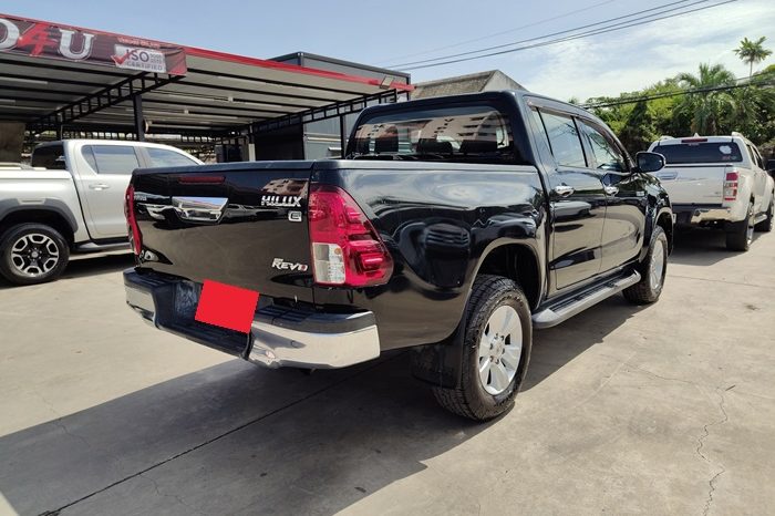 REVO PRE 2018 2.4E AT DOUBLE CAB BLACK  1556 full