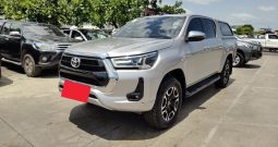 REVO 4WD 2021 2.8 HIGHT AT DOUBLE CAB SILVER  2920