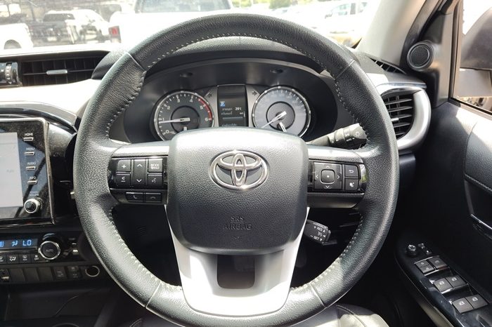 REVO 4WD 2021 2.8 HIGHT AT DOUBLE CAB SILVER  2920 full