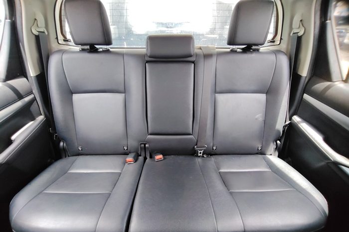 REVO 4WD 2021 2.8 HIGHT AT DOUBLE CAB SILVER  3823 full