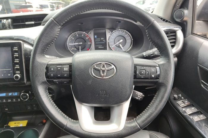REVO 4WD 2021 2.8 HIGHT AT DOUBLE CAB SILVER  3823 full