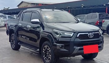 REVO PRE 2022 2.4 MID AT DOUBLE CAB BLACK  5825 full