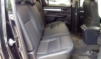 REVO PRE 2022 2.4 MID AT DOUBLE CAB BLACK  5825 full