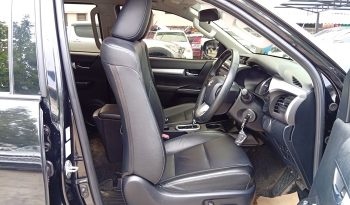 REVO PRE 2022 2.4 MID AT DOUBLE CAB BLACK  5825 full