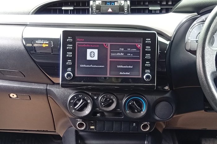 REVO PRE 2022 2.4 MID AT DOUBLE CAB BLACK  5825 full