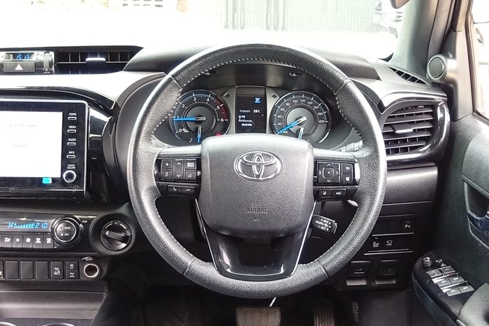 ROCCO 4WD 2022 2.8 HIGHT AT DOUBLE CAB BLACK  4736 full