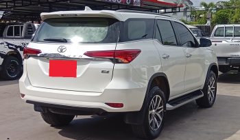TOYOTA 4WD 2020 2.4V AT FORTUNER WHITE  6124 full