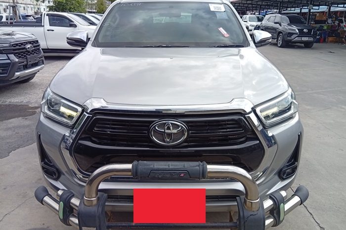 REVO 4WD 2022 2.4 MID MT DOUBLE CAB SILVER  9571 full