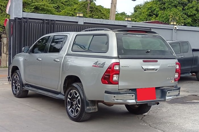 REVO 4WD 2022 2.4 MID MT DOUBLE CAB SILVER  9571 full