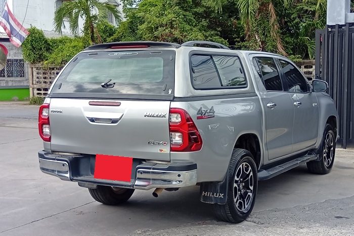 REVO 4WD 2022 2.4 MID MT DOUBLE CAB SILVER  9571 full