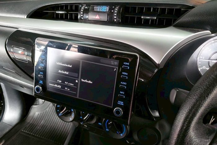 REVO PRE 2022 2.4E AT DOUBLE CAB BLACK 644 full