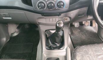 VIGO 2WD 2015 2.7J MT SMART CAB SILVER 1612 full