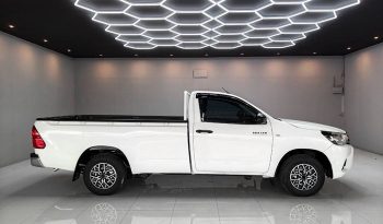 REVO 2WD 2018 2.4J MT STANDARD WHITE  1623 full