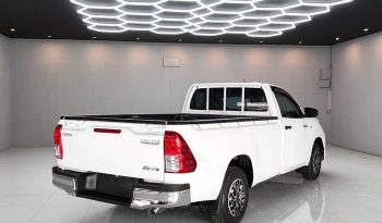 REVO 2WD 2018 2.4J MT STANDARD WHITE  1623 full