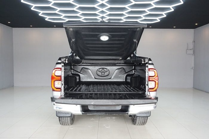 REVO 4WD 2021 2.8 HIGHT AT DOUBLE CAB SILVER  2915 full