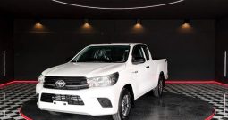 REVO 2WD 2017 2.4J MT SMART CAB WHITE  3457