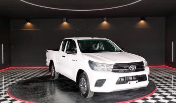 REVO 2WD 2017 2.4J MT SMART CAB WHITE  3457 full