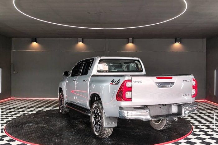 REVO 4WD 2021 2.8 HIGHT AT DOUBLE CAB SILVER  3823 full