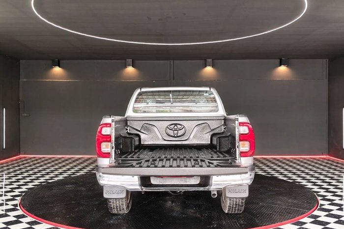 REVO 4WD 2021 2.8 HIGHT AT DOUBLE CAB SILVER  3823 full