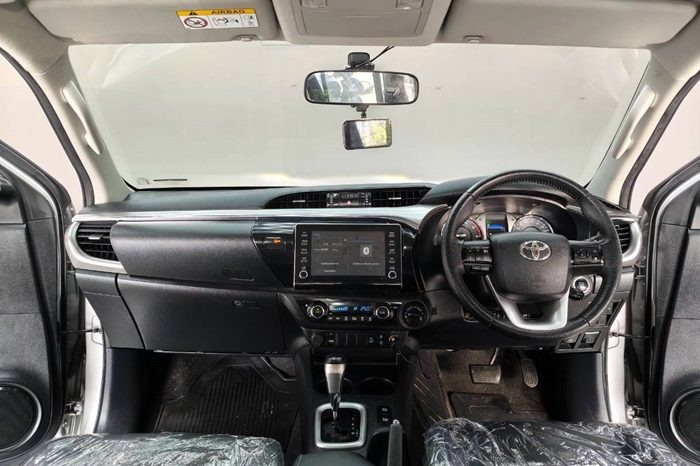 REVO 4WD 2021 2.8 HIGHT AT DOUBLE CAB SILVER  3827 full