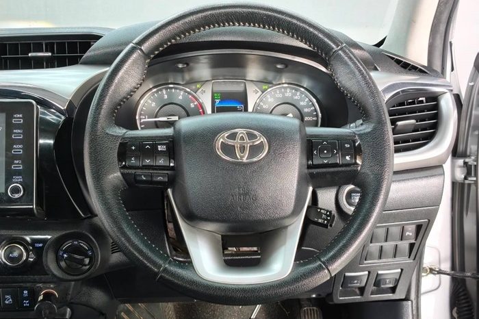 REVO 4WD 2021 2.8 HIGHT AT DOUBLE CAB SILVER  3827 full