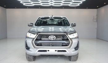 REVO PRE 2021 2.4 ENTRY AT SMART CAB SILVER  3941 full