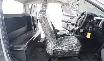 REVO PRE 2021 2.4 ENTRY AT SMART CAB SILVER  3941 full