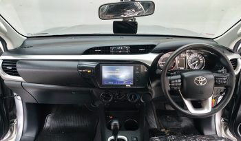 REVO PRE 2021 2.4 ENTRY AT SMART CAB SILVER  3941 full