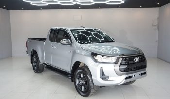 REVO PRE 2021 2.4 ENTRY AT SMART CAB SILVER  3941 full