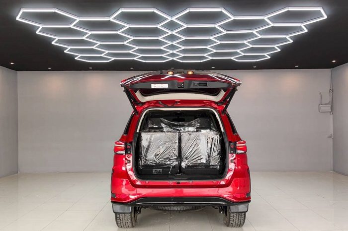 TOYOTA 2WD 2023 2.4V AT FORTUNER RED  4770 full