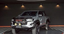 REVO 4WD 2017 2.4J AT SMART CAB SILVER  4789