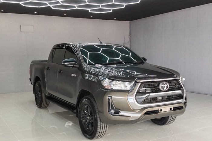 REVO 2WD 2022 2.4 ENTRY AT DOUBLE CAB BRONZE  4916 full
