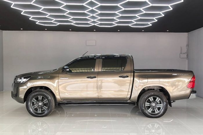 REVO 2WD 2022 2.4 ENTRY AT DOUBLE CAB BRONZE  4916 full