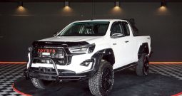 REVO 4WD 2017 2.4J AT SMART CAB WHITE  5326