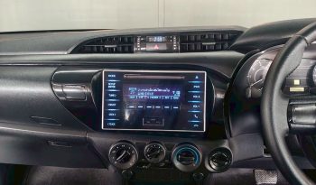 REVO 4WD 2017 2.4J AT SMART CAB WHITE  5326 full