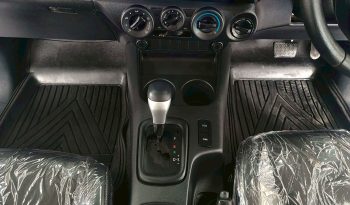 REVO 4WD 2017 2.4J AT SMART CAB WHITE  5326 full
