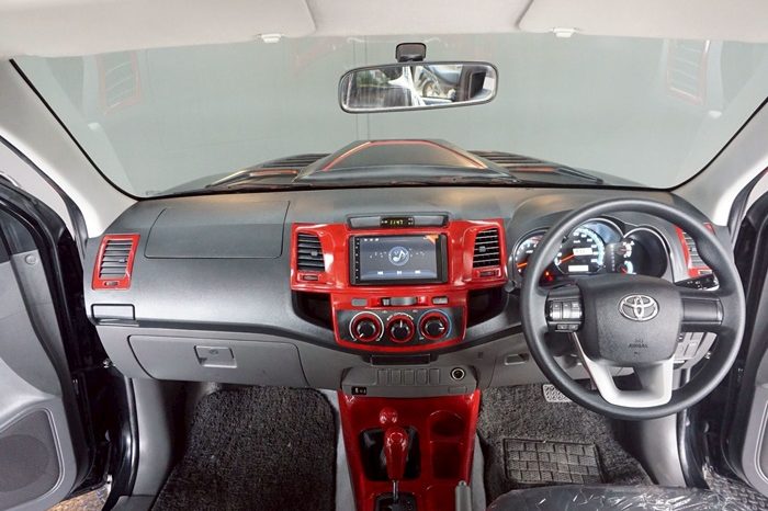 VIGO 4WD 2014 2.7J AT SMART CAB BLACK 5515 full